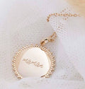 Collier Médaille Maman Gravure Personnalisée Plaqué Or Aismée