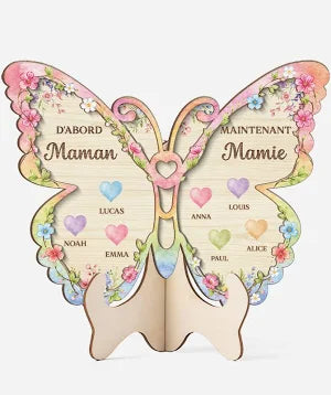 Cadeau Fête des Mères - Plaque En Bois "D'abord Maman Ensuite Mamie Papillon Et Cœur" Personnalisé - Cadeau pour Maman, Mamie | Cadeau Plus, 20 cm